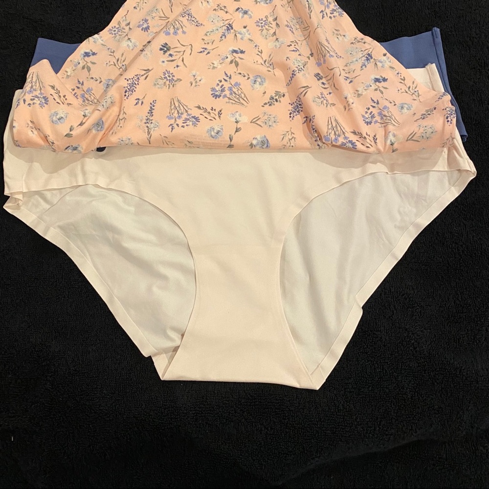Lucky Brand Briefs - Picture 2 of 4